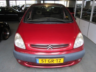 Citroën Xsara Picasso 1.8I-16V (bj 2001)