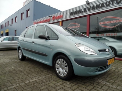 Citroën Xsara Picasso 1.8i-16V Plaisir (bj 2002)