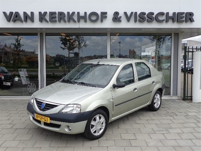 Dacia Logan 1.6 Lauréate Airco/Radio cd-speler/Nette auto!