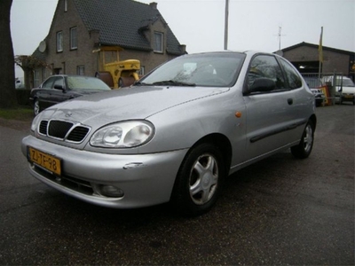 Daewoo Lanos 1.6-16V SXi (bj 1999)