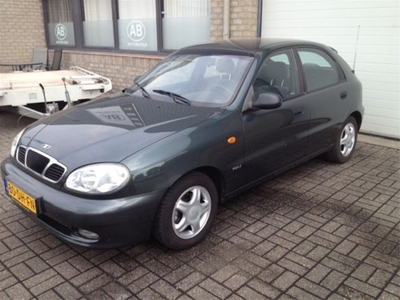 Daewoo Lanos 1.6 Sport 5drs AIRCO (bj 1999, automaat)