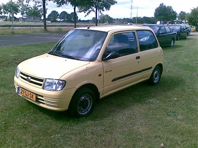 Daihatsu Cuore 1.0 STI (bj 2000)