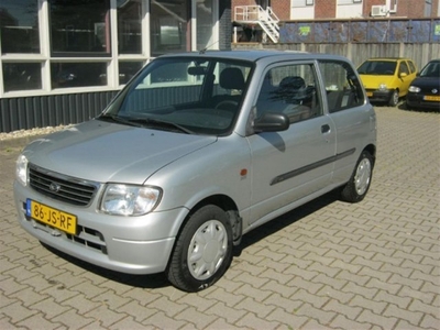 Daihatsu Cuore 1.0 sti (bj 2002)