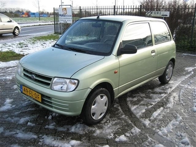 Daihatsu Cuore 1000 EFI 3DR XTI-12V (bj 2000)