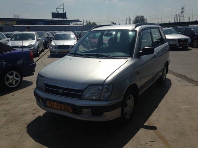 Daihatsu Gran Move 1.6 (2000)