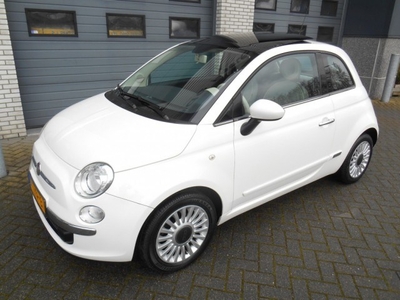 Fiat 500 1.2 Lounge Automaat (airco - glazen dak elektrisch