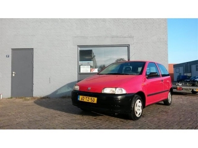 Fiat Punto 1.2 60 S NW APK/Zeer netjes (bj 1995)