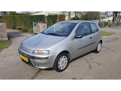 FIAT Punto 1.2 met Stuurbekr Airco NAP bj 2002