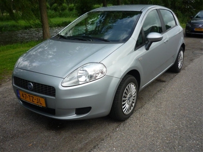 Fiat Punto 1.4 5D DYNAMIC 77 AUT (bj 2007)