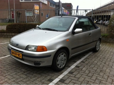 Fiat Punto cabrio 1.2 60S Elektrische Dak (bj 2000)