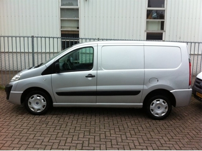 Fiat Scudo 1.6 Jtd 300/2661 L1H1 Zilvergrijs (bj 2008)