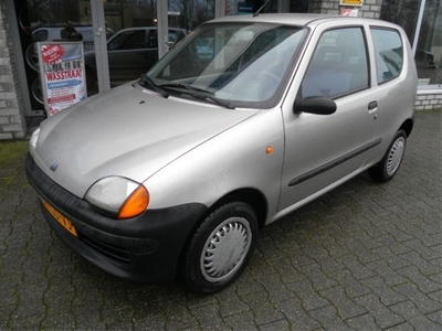 Fiat Seicento 1100 ie Young (bj 2000)