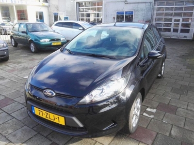 Ford Fiesta 1.25 Champion 5 deurs, nette auto !!!