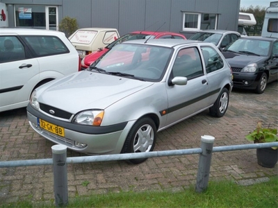 Ford Fiesta 1.3- McGregor Airco € 1499 (bj 2000)