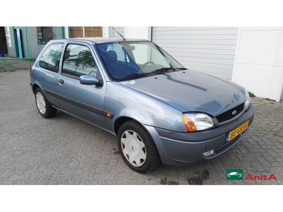 FORD Fiesta 1.3i Ambiente airco nieuwe apk