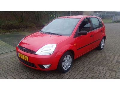 Ford Fiesta 1.6-16V Trend-airco-154630 km NAP (bj 2002)