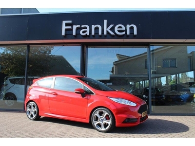 Ford Fiesta 1.6 182PK STNaviSonyDealerondNL-auto (2013)