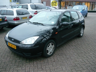 Ford Focus 1.4-16V Cool Edition (bj 2002)