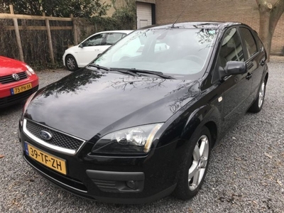 Ford Focus 1.6 16v Futura GT Airco APK tot sept 2018