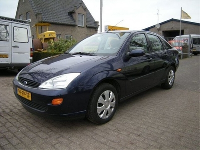 Ford Focus 1.6 16v Ghia 4d. (bj 2002)