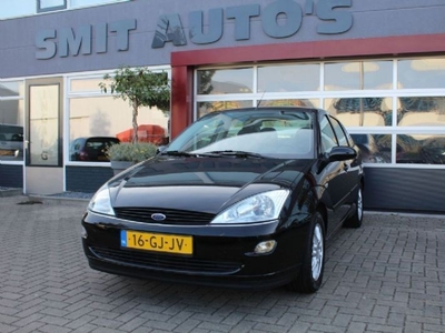 Ford Focus 1.6-16V Ghia airco elektr. ramen trekhaak (2000)