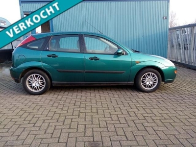 Ford Focus 1.6-16V Ghia (bj 1999)