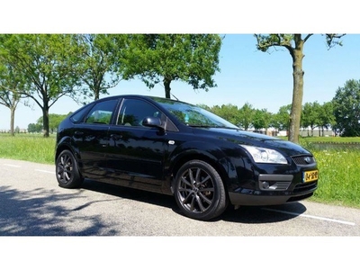 Ford Focus 1.6i 16V Trend 5-drs AUTOMAAT nw. Distributieriem