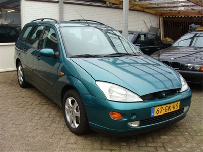 Ford Focus 1.8 TDdi Ghia (bj 2001)