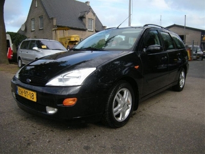 Ford Focus 1.8 TDdi TREND UITVOERING MET OA AIRCO (bj 1999)