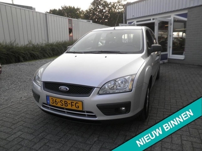 Ford Focus Wagon 1.6-16V Champion