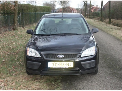 Ford Focus Wagon 1.6-16V Champion