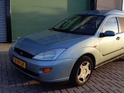 Ford Focus Wagon 1.8 TDDi Ambiente (2001)