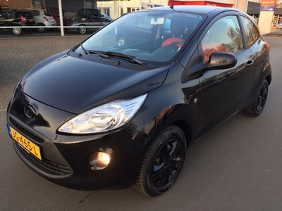 Ford Ka 1.2 Titanium *Airco *2e Pinksterdag GEOPEND!