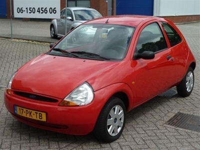 Ford Ka 1.3i,bj.2004,rood,stuurbekrachtiging,nieuwe APK