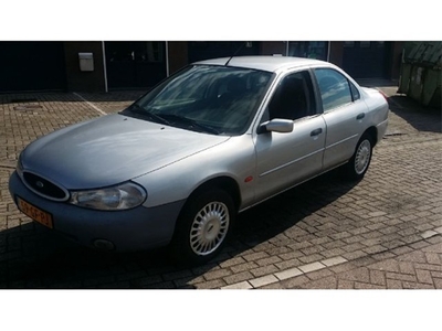 Ford Mondeo 1.6-16V Sport Edition wegens inruil verkregen