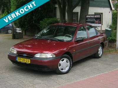 Ford Mondeo 1.6 CLX Stuurbekrachtiging/met Apk/Heel nette