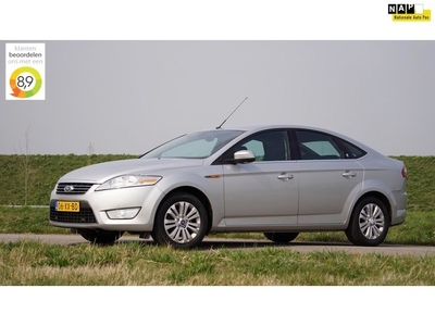 Ford Mondeo 2.3-16V Ghia automaat