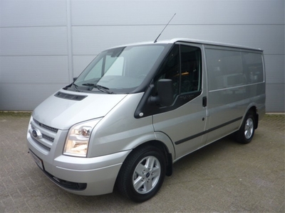 Ford Transit 260S 140PK FIRST EDITION NIEUWE AUTO!