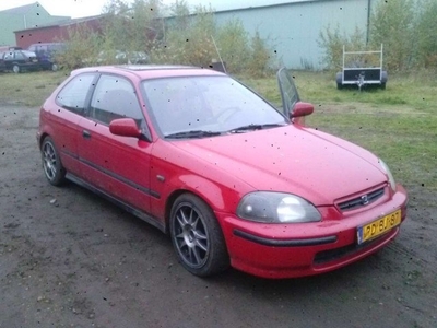 Honda Civic 1.4i S