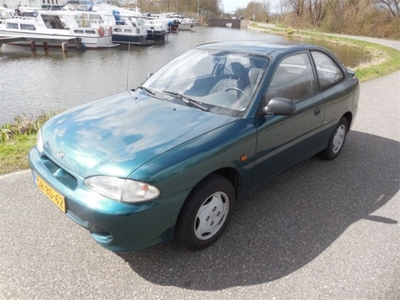 Hyundai Excel 1.3i LS Esprit (bj 1998)