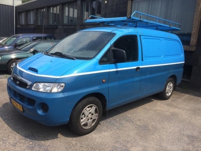 Hyundai H 200 2.5 TCI lang 2004