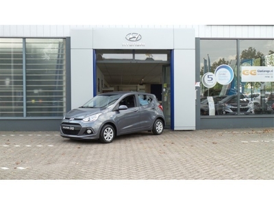 Hyundai i10 1.0i i-Motion Comfort Plus + cruise control