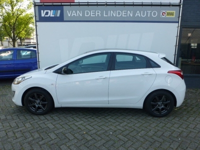 Hyundai i30 1.4i Black & White Edition Airco