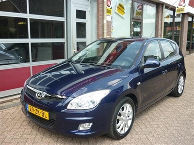 Hyundai i30 1.6I DYNAMIC LUXE 23000km (bj 2008)