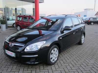 Hyundai i30 CW 1.6i Dynamic (bj 2008)