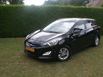 Hyundai i30 wagon 1.6 CRDi Business Edition ECC NAVI CAMERA