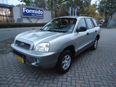 Hyundai Santa Fe 2.0i 16V 2WD