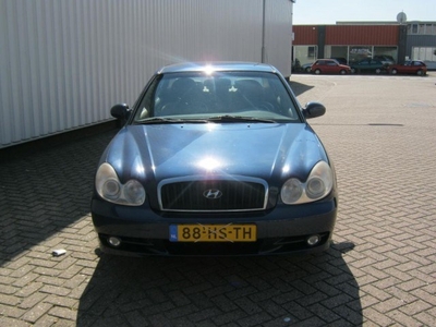 Hyundai Sonata 2.7i V6 Executive