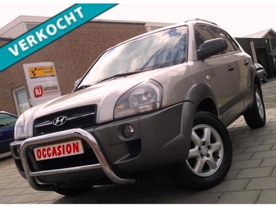 Hyundai Tucson 2.0i Active/107DKM/AirCo/BullBar/ VerKochT!!