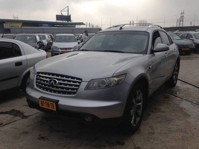 Infiniti FX 3.5 V6 24V (2004)